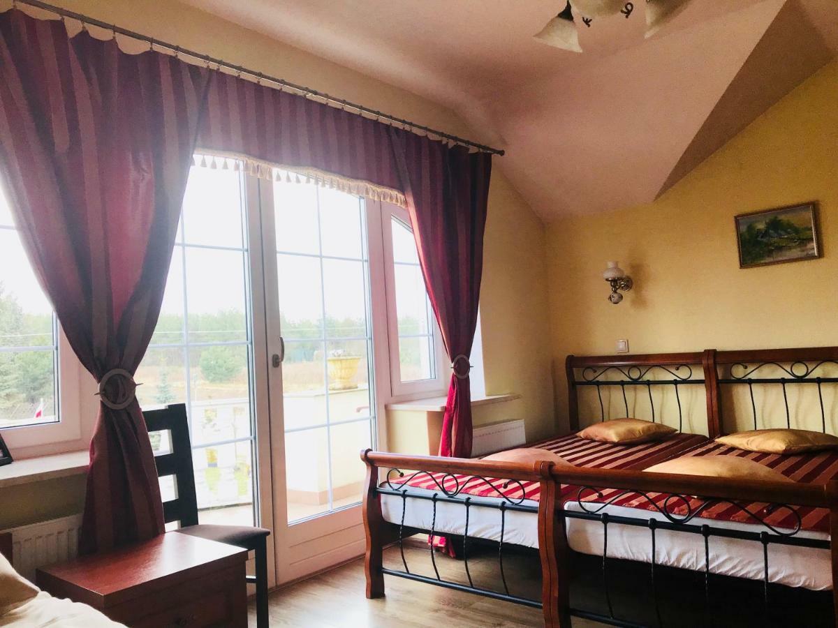 Pensjonat Nad Struga Apartment Strykow Bagian luar foto