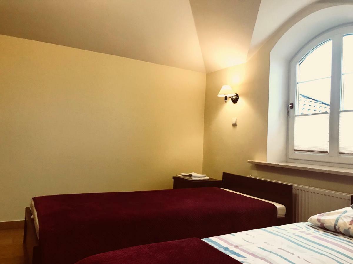 Pensjonat Nad Struga Apartment Strykow Bagian luar foto