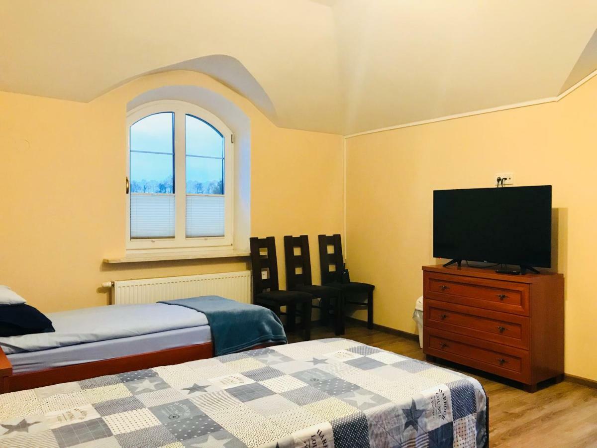 Pensjonat Nad Struga Apartment Strykow Bagian luar foto