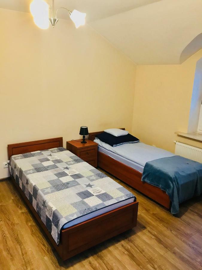 Pensjonat Nad Struga Apartment Strykow Bagian luar foto
