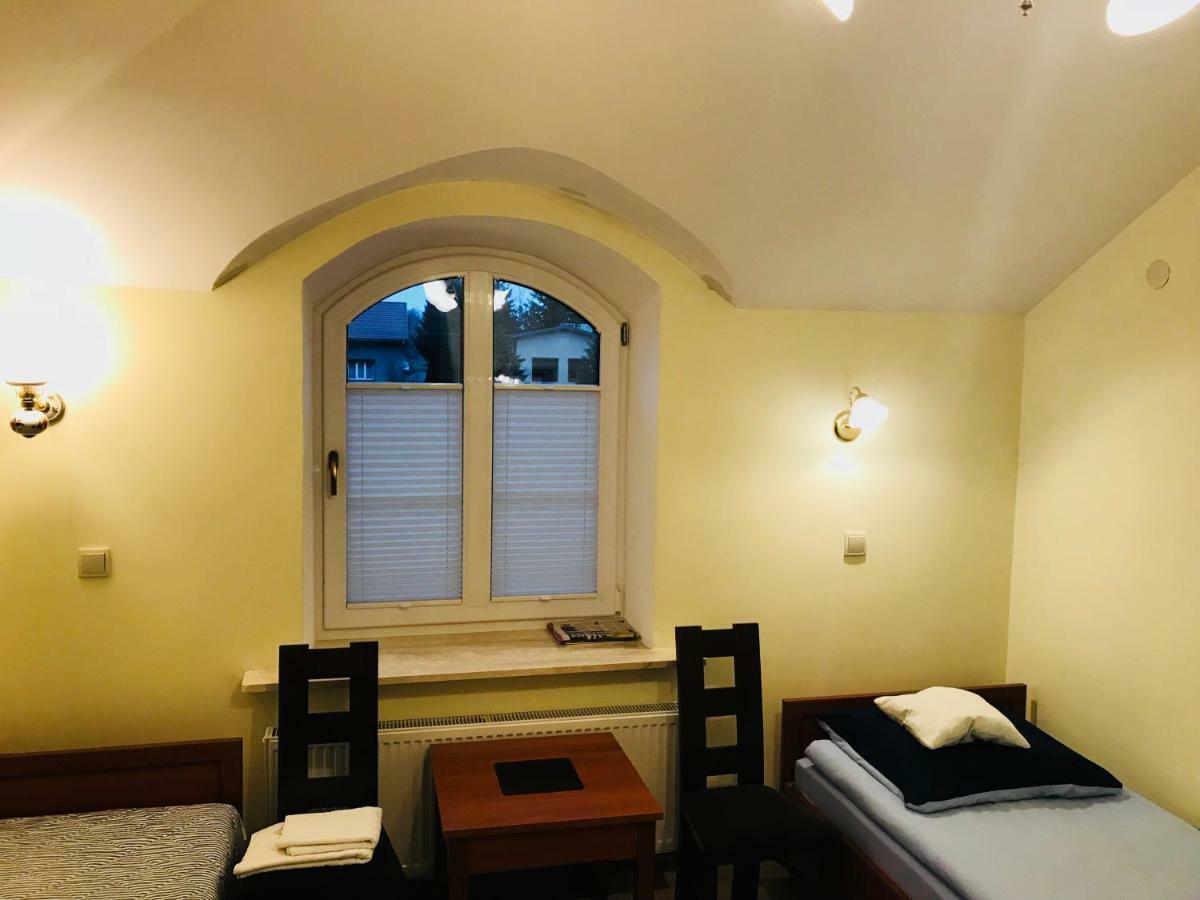 Pensjonat Nad Struga Apartment Strykow Bagian luar foto